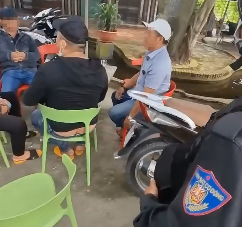 Bắt nhóm đối tượng đe dọa, đòi 200 triệu để&nbsp;bảo kê quán cà phê&nbsp; -0