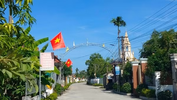 Rực rỡ sắc cờ tại các cơ sở tôn giáo dịp Quốc khánh 2/9