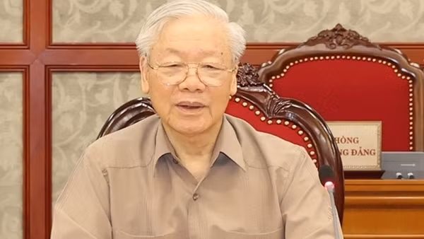 Tổng Bí thư họp Bộ Chính trị, Ban Bí thư xem xét, thi hành kỷ luật cán bộ
