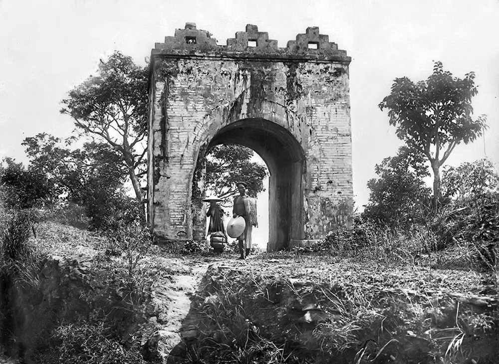 Dùng dằng Hoành Sơn Quan -0