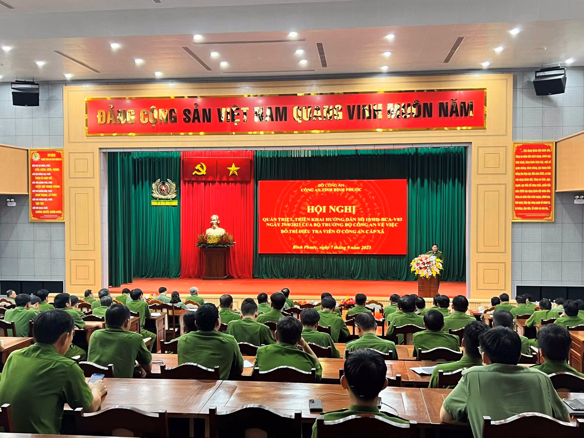 Công an Bình Phước triển khai bố trí điều tra viên Công an cấp xã -0