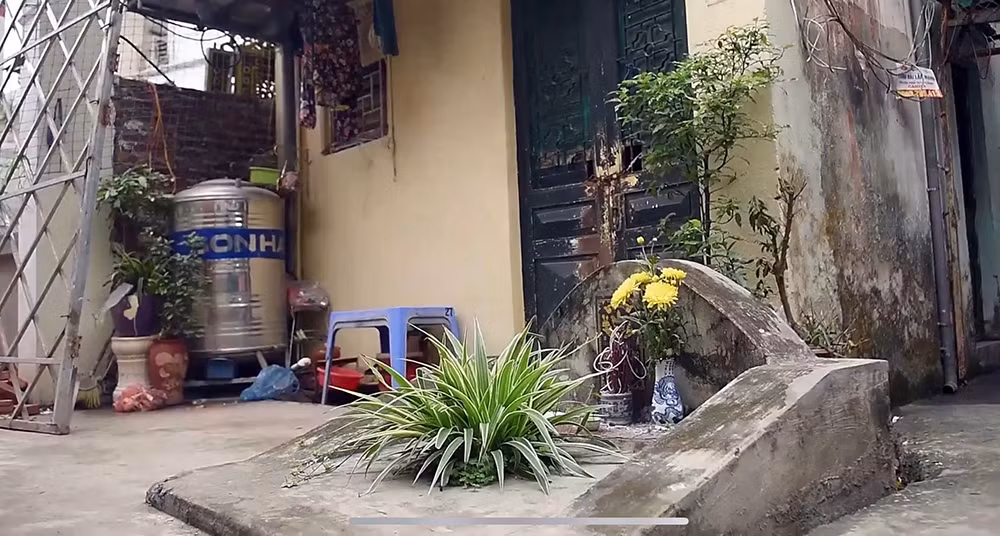 Sống cạnh “người chết” giữa Thủ đô -0