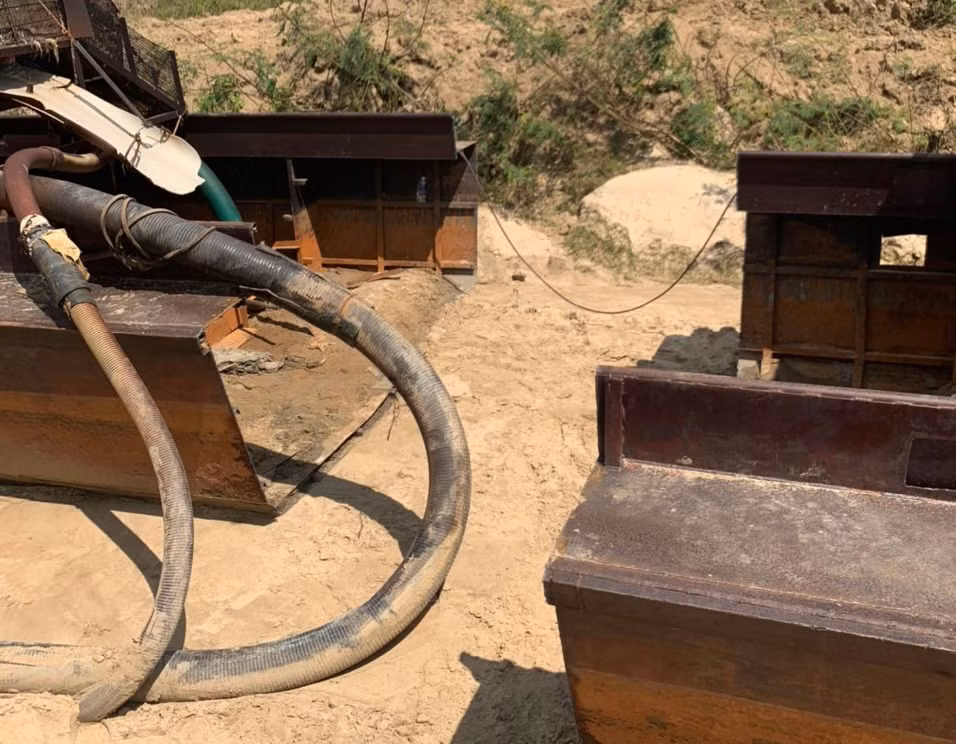Xử lý dứt điểm việc khai thác khoáng sản trái trái phép ở hồ Biển Lạc -0