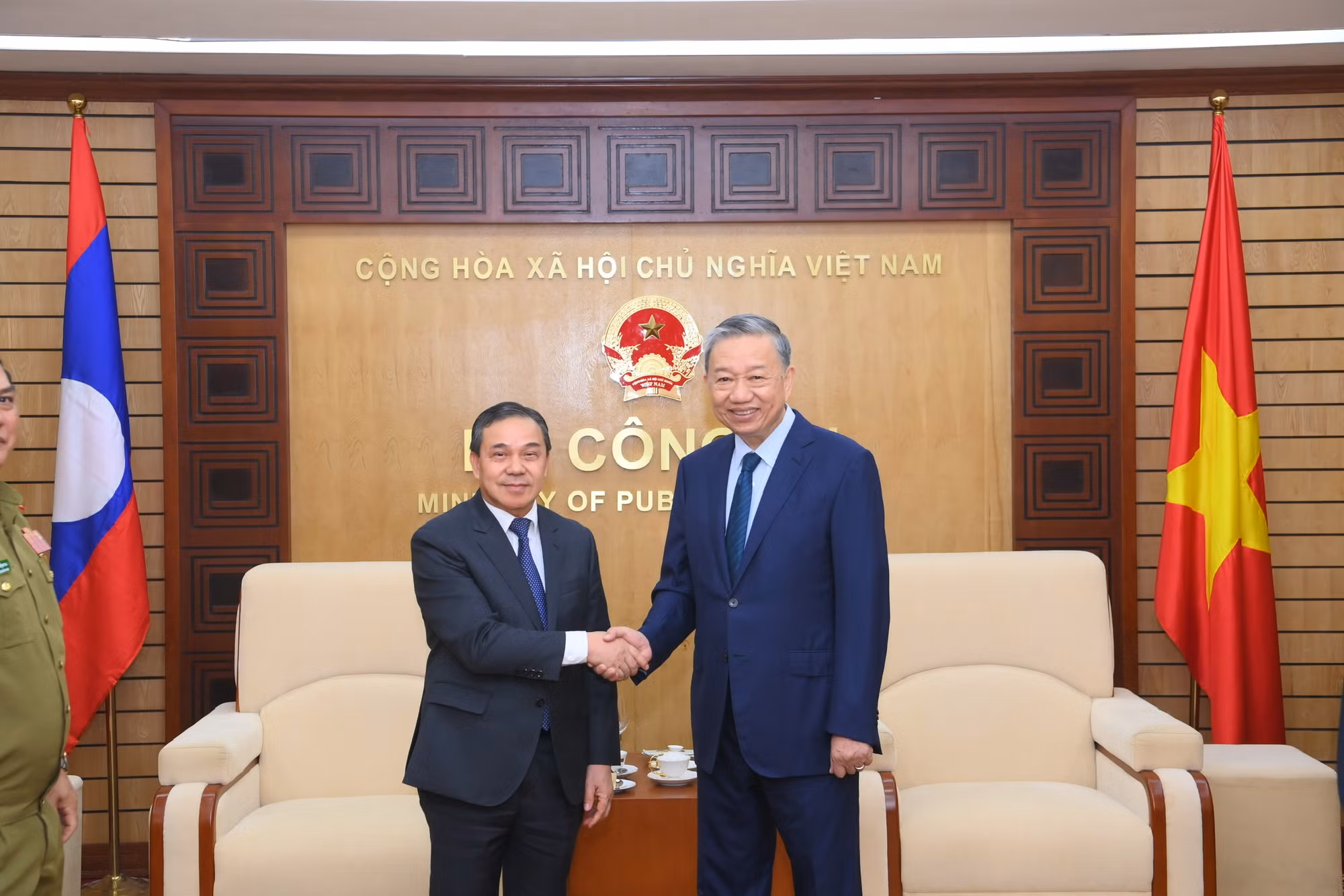 Góp phần thúc đẩy mối quan hệ đoàn kết đặc biệt, hợp tác toàn diện Việt Nam - Lào -0