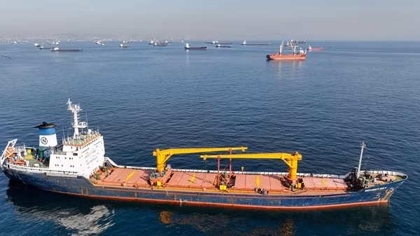 Nam Phi công bố kết quả điều tra cáo buộc lén chuyển vũ khí cho Nga