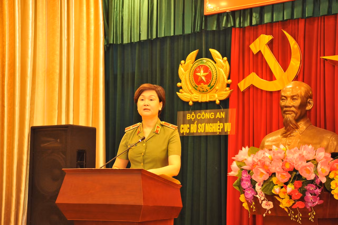 Cục Hồ sơ nghiệp vụ quán triệt Đề án số 01 và Thông tư số 05 -0