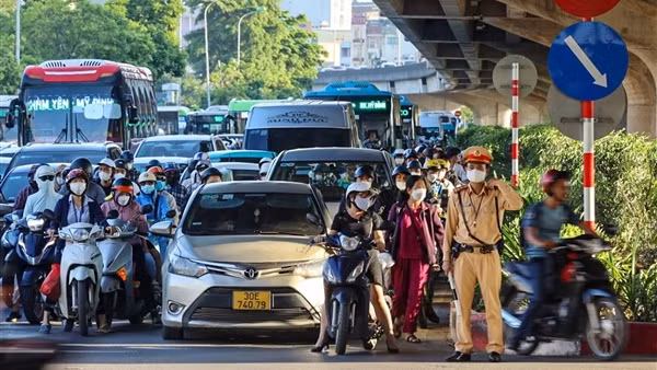 Tai nạn giao thông được kiềm chế trong ngày đầu nghỉ lễ