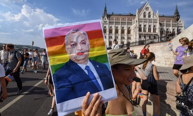 EU trừng phạt tài chính Hungary - Lợi bất cập hại? -0