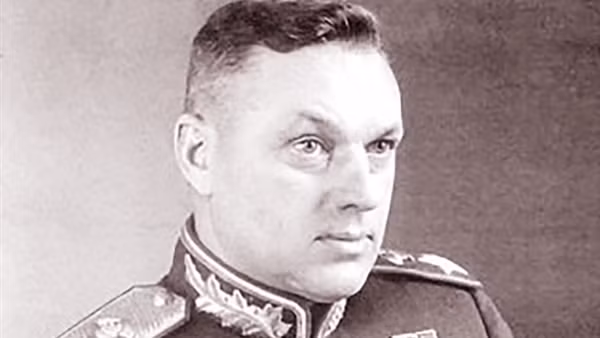 “Lưỡng quốc nguyên soái” Konstantin Rokossovsky (1896-1968): Dũng mãnh và hào hoa