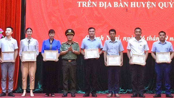 Hiệu quả mô hình “Toàn dân quản lý, giáo dục, cảm hoá người lầm lỗi”