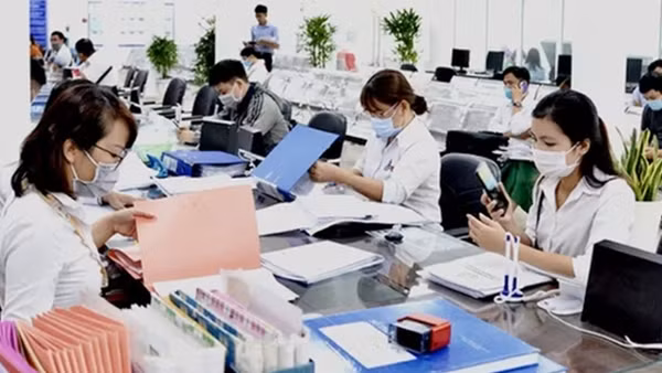 Khắc phục tình trạng cán bộ, công chức, viên chức nghỉ việc, thôi việc