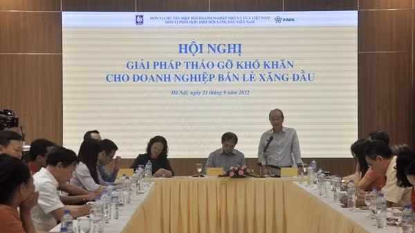 Gỡ khó cho doanh nghiệp bán lẻ xăng dầu
