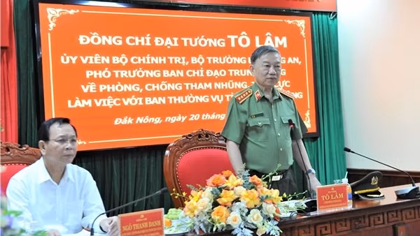 Tăng cường kiểm tra, giám sát, xử lý nghiêm các vụ việc tham nhũng, tiêu cực