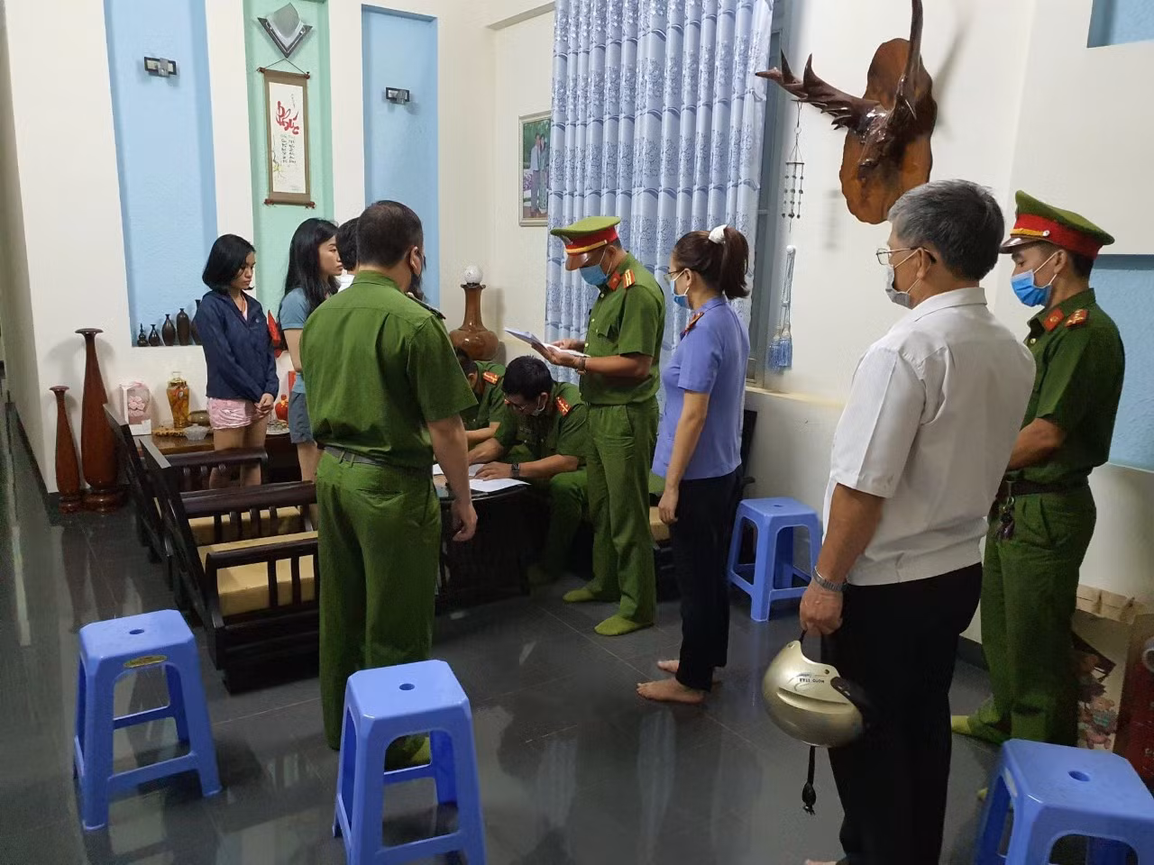 Nguyên giám đốc Sở Y tế Đắk Lắk cùng 15 cấp dưới hầu toà -0