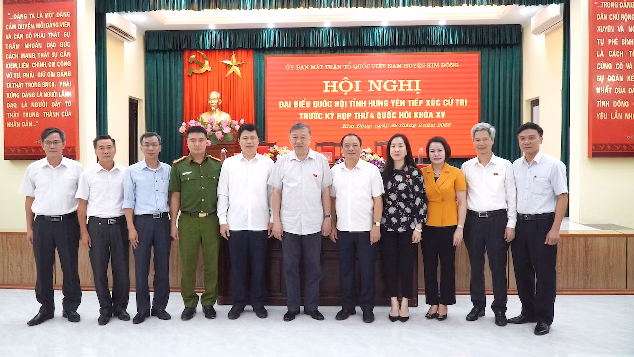 Bộ trưởng Tô Lâm tiếp xúc cử tri huyện Kim Động -0