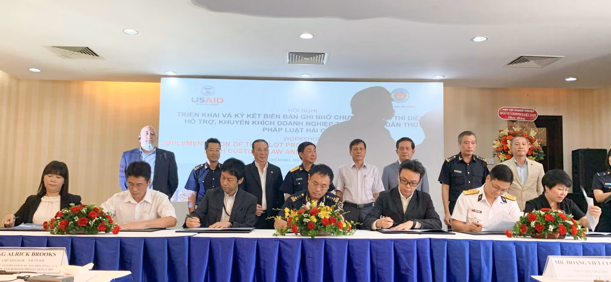 Chỉ có 7% tờ khai hải quan của doanh nghiệp thông qua đại lý -0