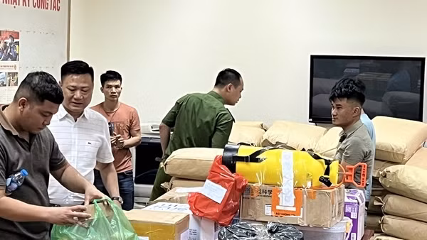 Xóa sổ đường dây ma tuý núp bóng sản phẩm "tăng cường sinh lực nam giới"