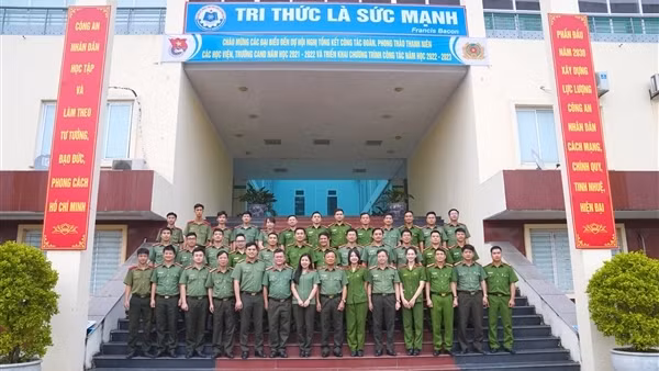 Phát huy vai trò xung kích trong học tập, giảng dạy và nghiên cứu khoa học