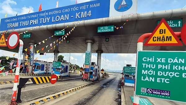 Cần xem xét kỹ việc mua lại các dự án BOT