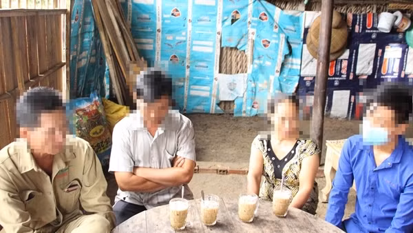 Nước mắt ngày trở về vì tin lời “việc nhẹ lương cao”