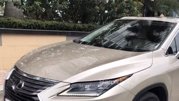 Tìm chủ sở hữu xe ô tô LEXUS RX350