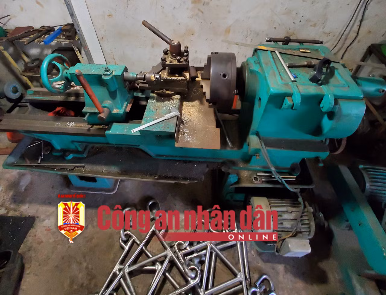 Công an tỉnh Kiên Giang triệt phá đường dây chế tạo, tàng trữ, mua bán súng quân dụng 
