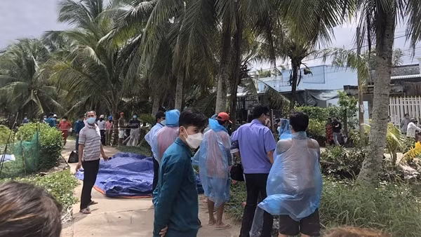 Đi tập thể dục, phát hiện thi thể đang phân hủy