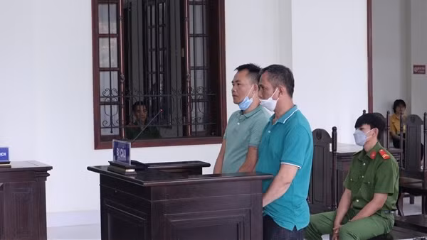 Đột nhập nhà trộm cắp tài sản còn phóng xe tông chết người