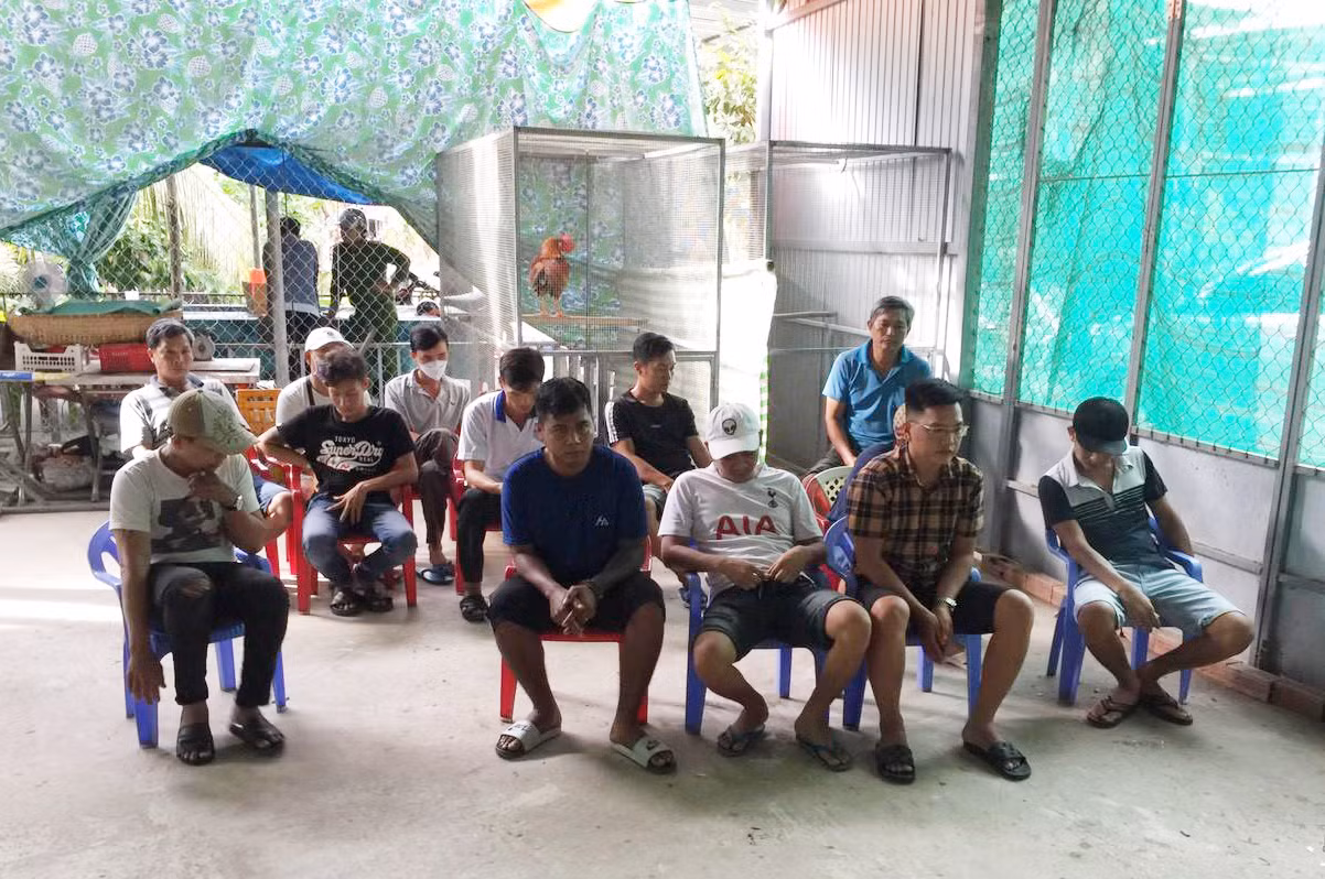 Triệt phá sòng bạc, tạm giữ trên 86 triệu đồng -0