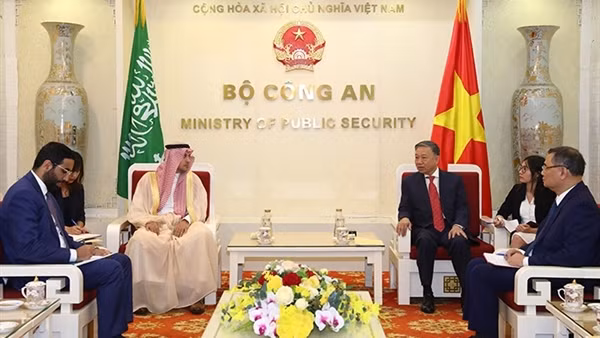 Góp phần thúc đẩy mối quan hệ tốt đẹp giữa Việt Nam - Saudi Arabia