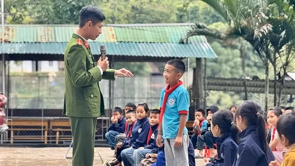 Hiệu quả từ mô hình “An ninh vững vàng, bản làng bình yên”