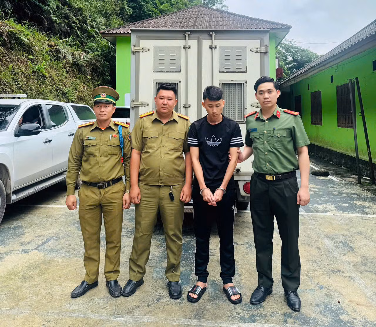 Chuyển giao phạm nhân từ Việt Nam về Lào để tiếp tục chấp hành án phạt tù -0