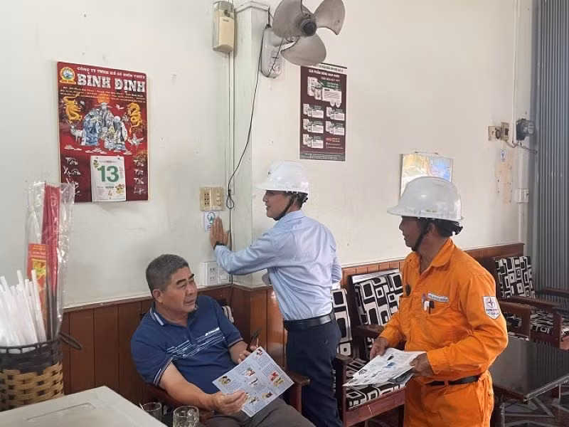 Sẵn sàng các phương án đảm bảo cấp điện khi phụ tải tăng cao -1