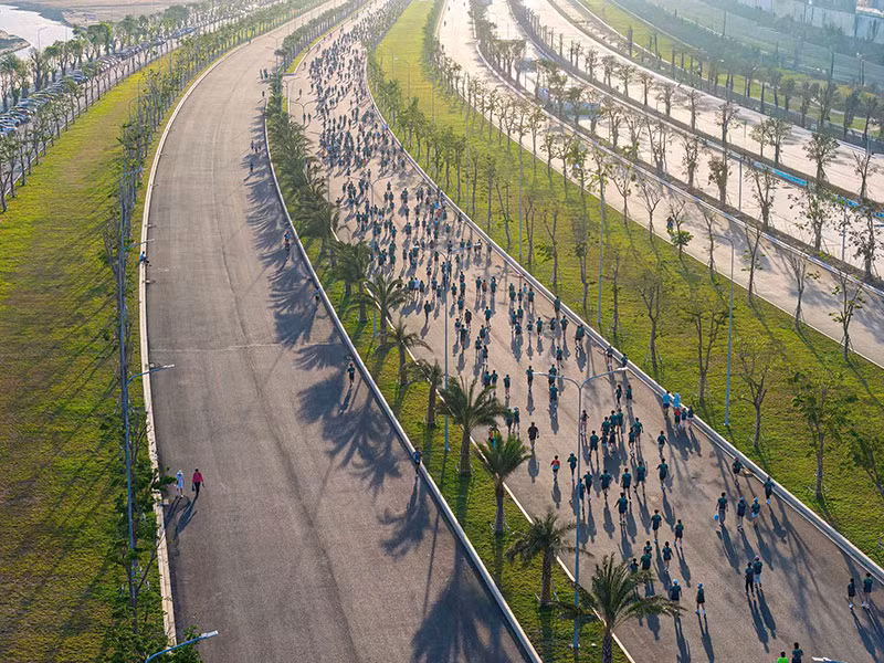 Cần Giờ đẹp mê hoặc trong ngày tranh tài VnExpress Marathon Green Paradise 2026 -0