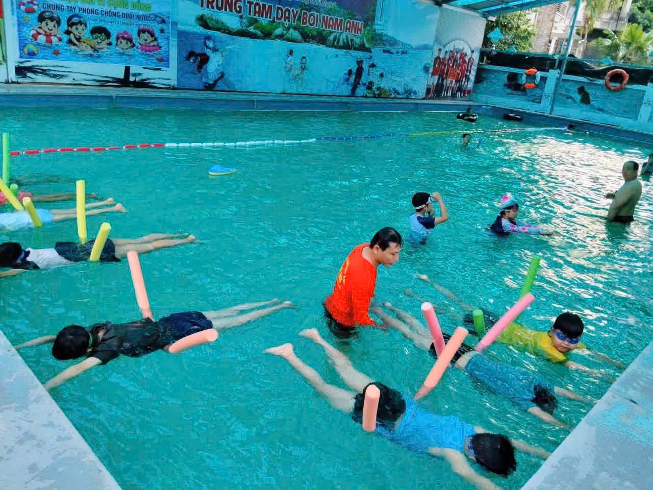 Lan tỏa nhiều nghĩa cử đẹp từ phong trào thi đua “Ba nhất” trong Phụ nữ Công an Cố đô Huế -0