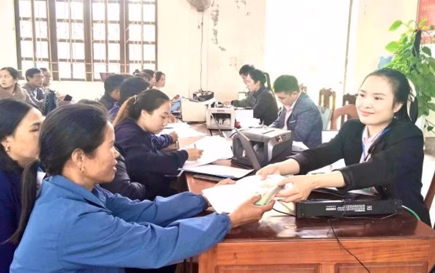Dòng vốn chính sách - bệ đỡ cho những phận người -0