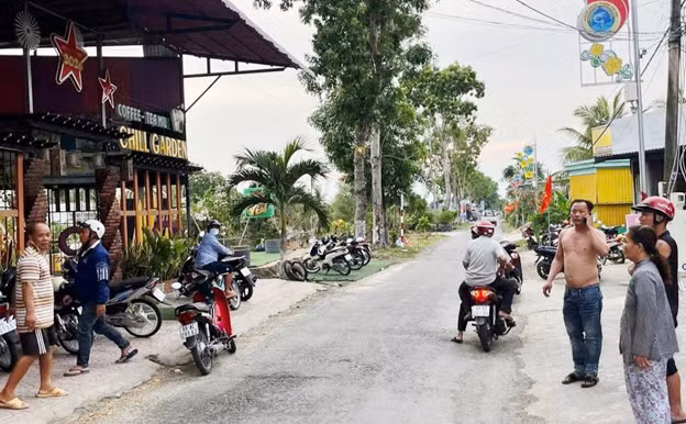 Thiếu niên 17 tuổi bị chém tử vong trong quán cà phê ở Cà Mau -0