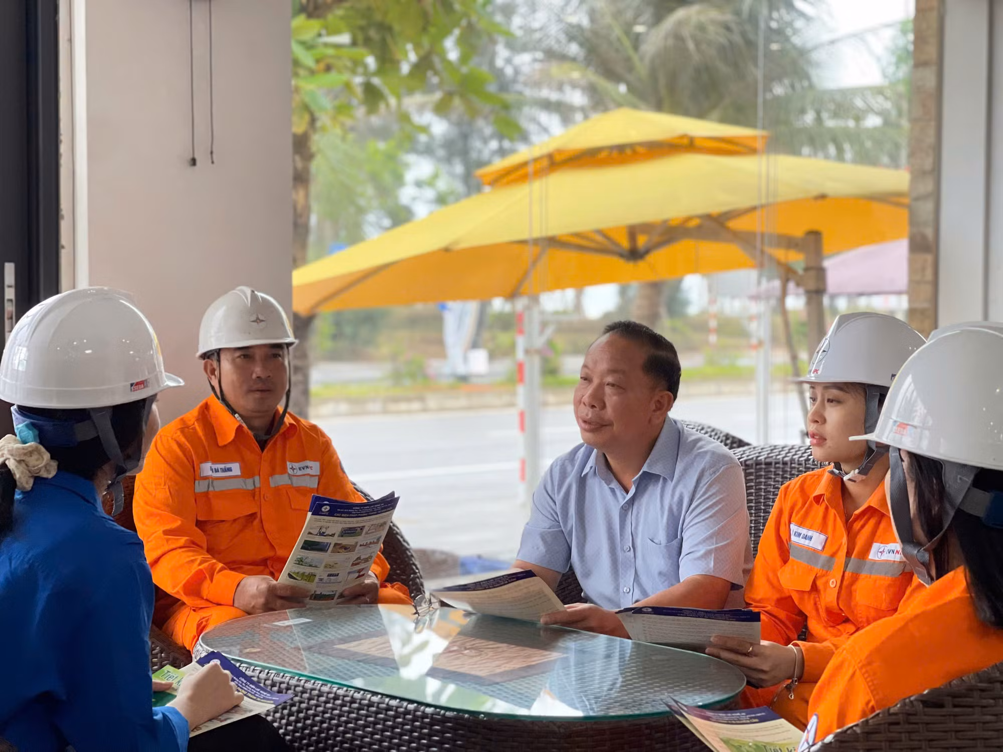 Sẵn sàng các phương án đảm bảo cấp điện khi phụ tải tăng cao -0