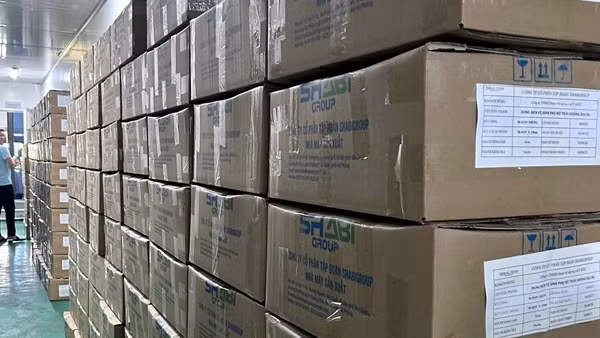 Triệt phá ổ sản xuất hàng giả núp bóng doanh nghiệp