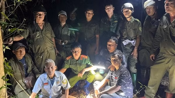 Tìm thấy thi thể người vợ sau 7 ngày cùng chồng mất tích trong rừng