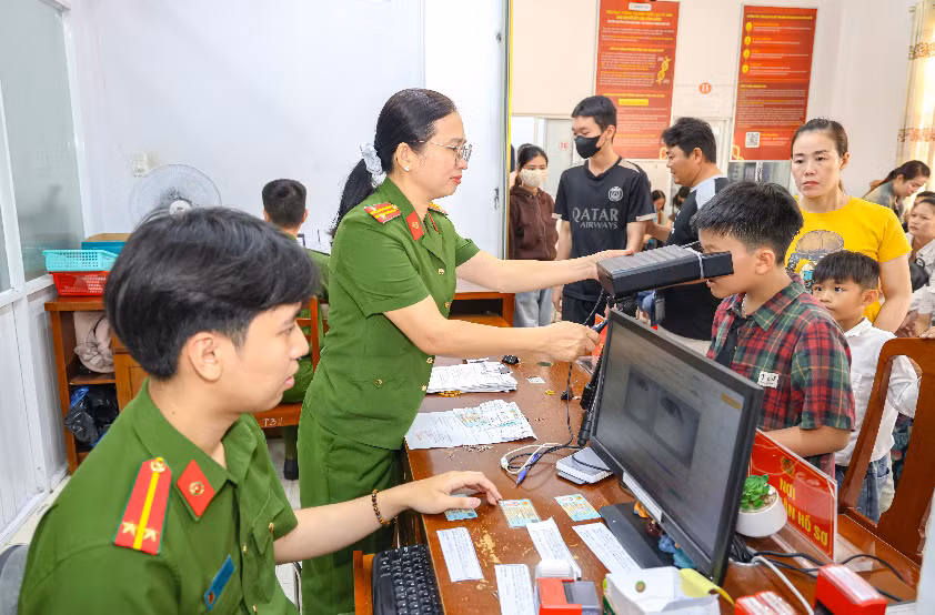 Những cán bộ, chiến sĩ không có ngày nghỉ -1