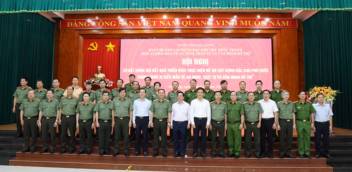 Quyết tâm xây dựng đặc khu Phú Quốc thành “Đơn vị kiểu mẫu về ANTT và văn minh đô thị” -0