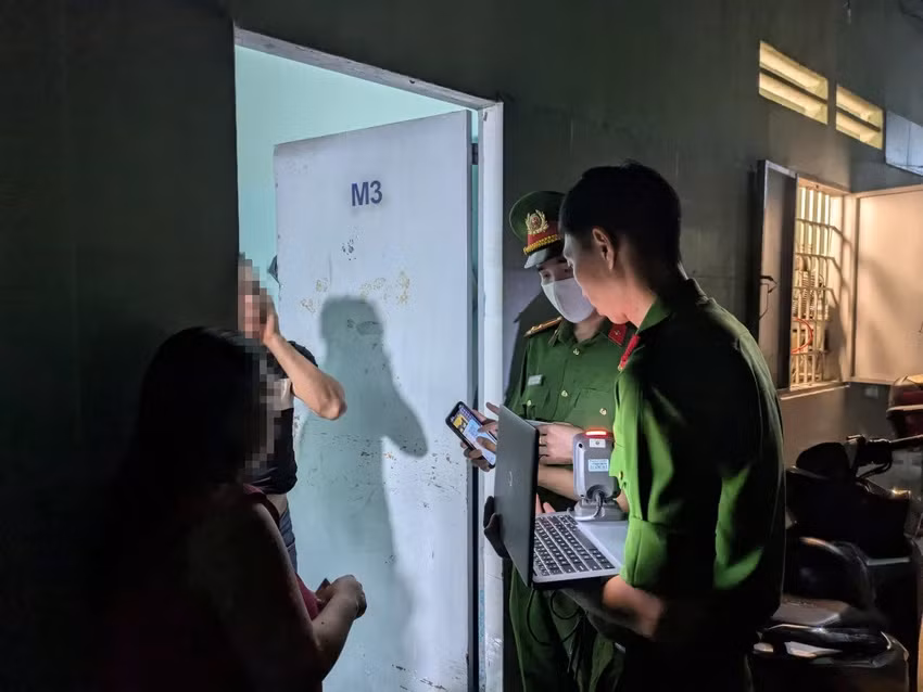 TP Hồ Chí Minh: Siết chặt “vòng vây” an ninh tại các cơ sở kinh doanh lưu trú -1