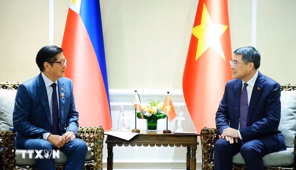 Tăng cường quan hệ hữu nghị và hợp tác Việt Nam với các nước ASEAN và ADB -1