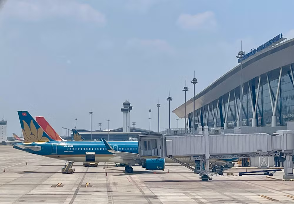  Hơn 95% dân số có thể tiếp cận sân bay trong bán kính 100km -0
