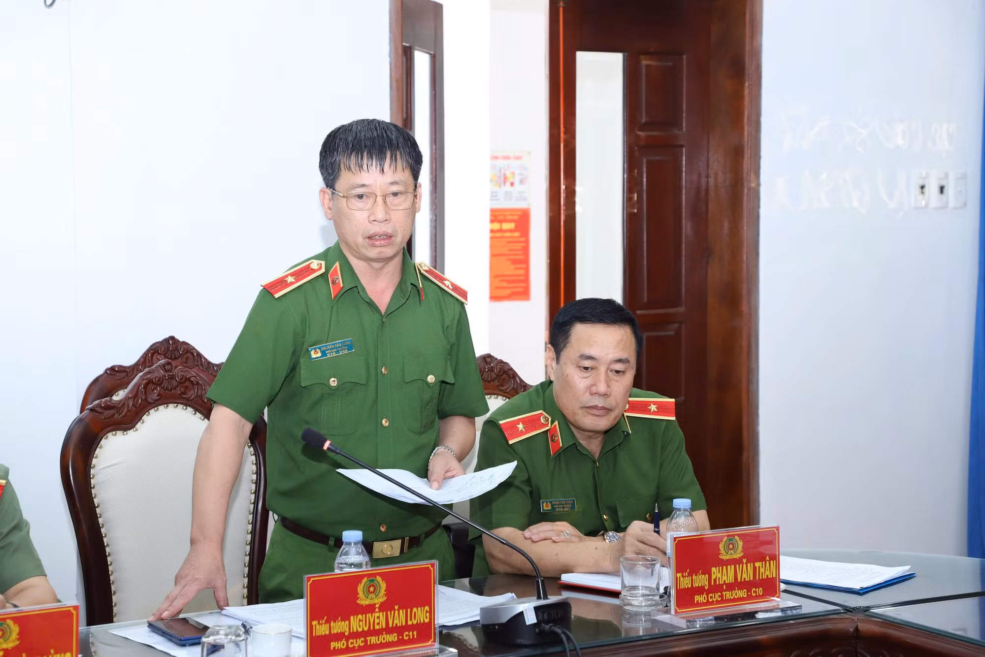 Thứ trưởng Lê Văn Tuyến kiến tra công tác tại Công an tỉnh Ninh Bình, Trại giam Nam Hà, Ninh Khánh -1