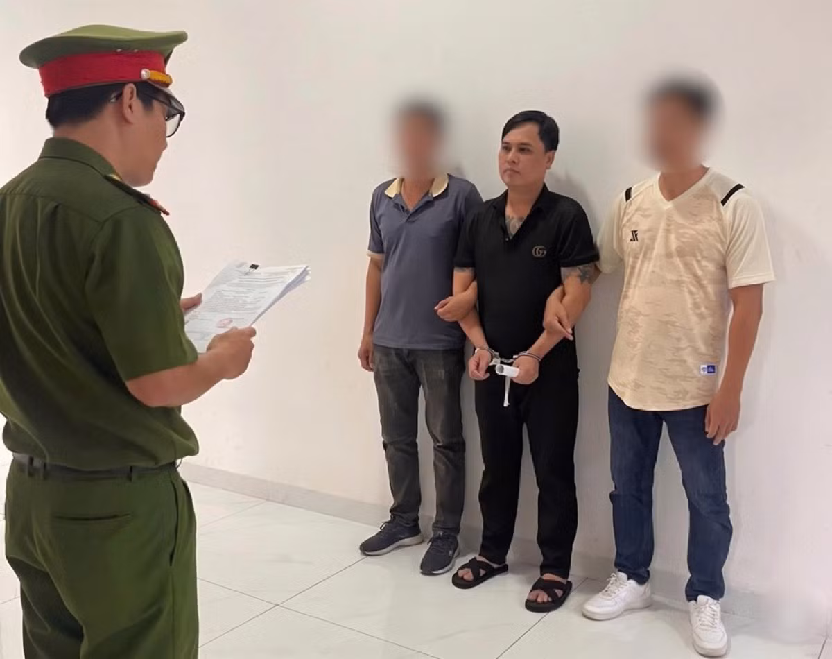 Lâm Đồng: Triệt phá đường dây môi giới mại dâm trực tuyến 8 triệu đồng/lượt. -0