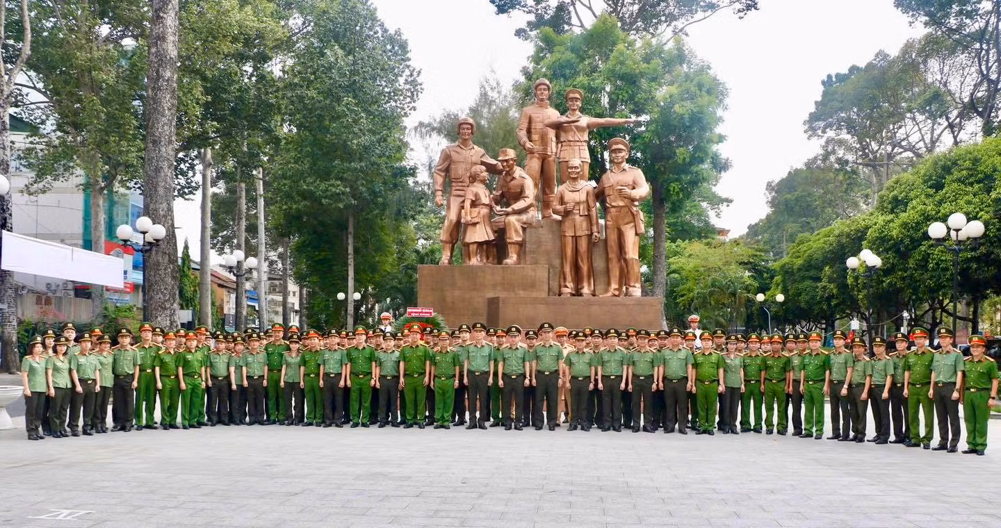Cụm thi đua số 1 - Bộ Công an ký kết Giao ước thi đua “Vì an ninh Tổ quốc” năm 2026 -0