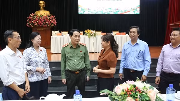 Chuyển đổi số là xu thế tất yếu, nếu không thực hiện sẽ tụt lại phía sau