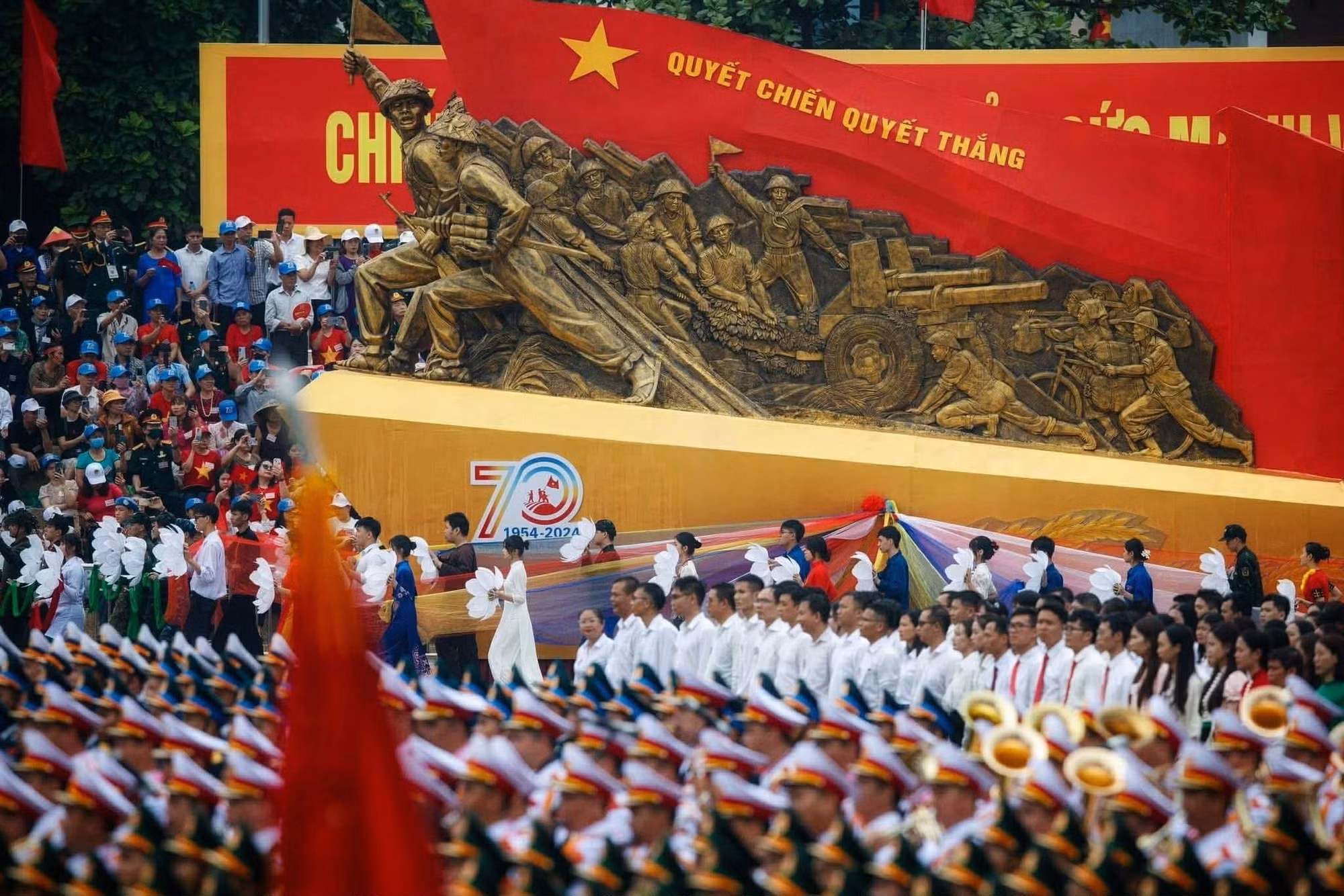 Sức mạnh của nhân dân- từ Điện Biên phủ đến khát vọng vươn mình của dân tộc -0